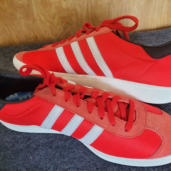 adidas Ninety Two Manchester United (MUFC) - Picture 9 of 10